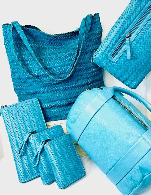 Pops of Turquoise!
