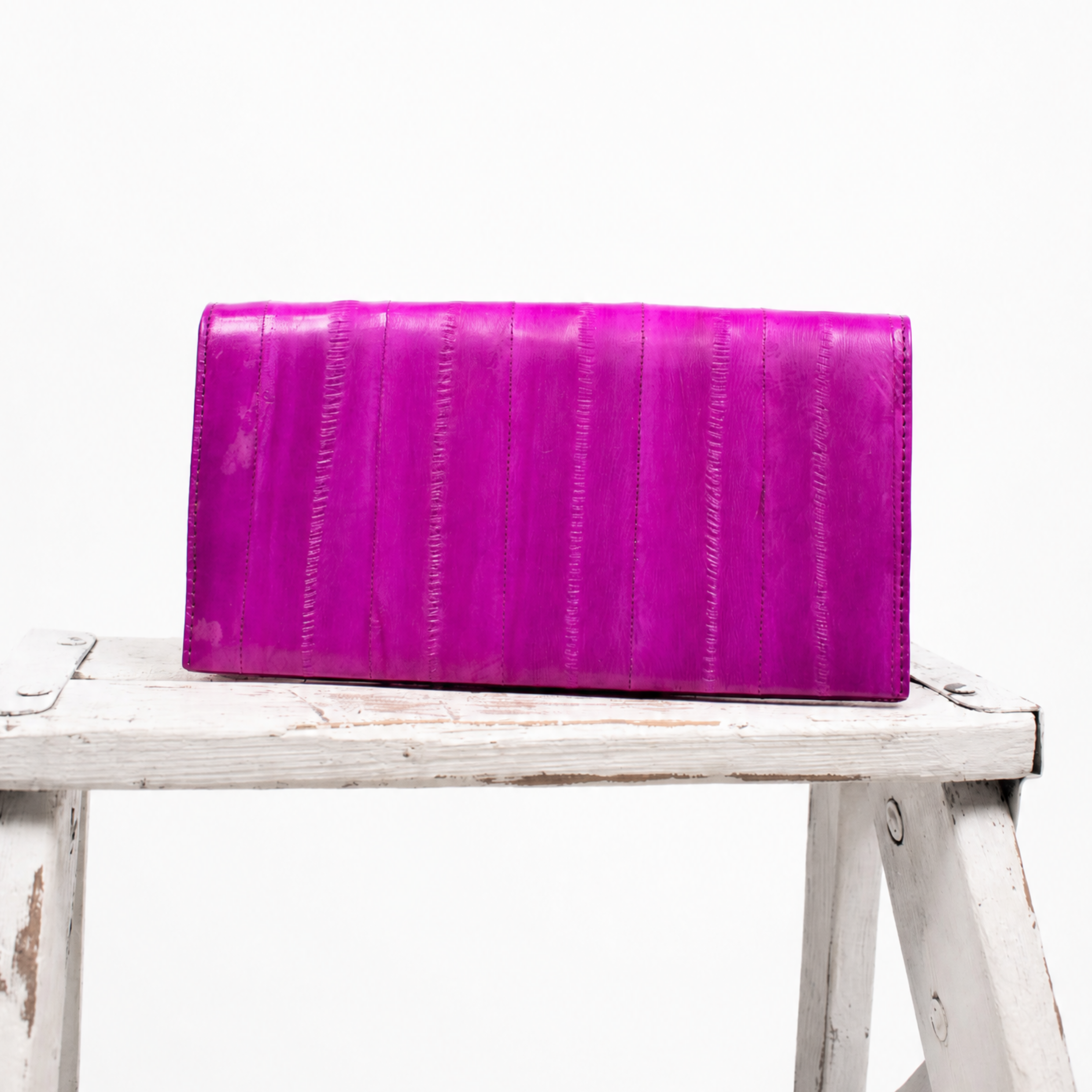Eel-ectricity Wallet in Fuschia