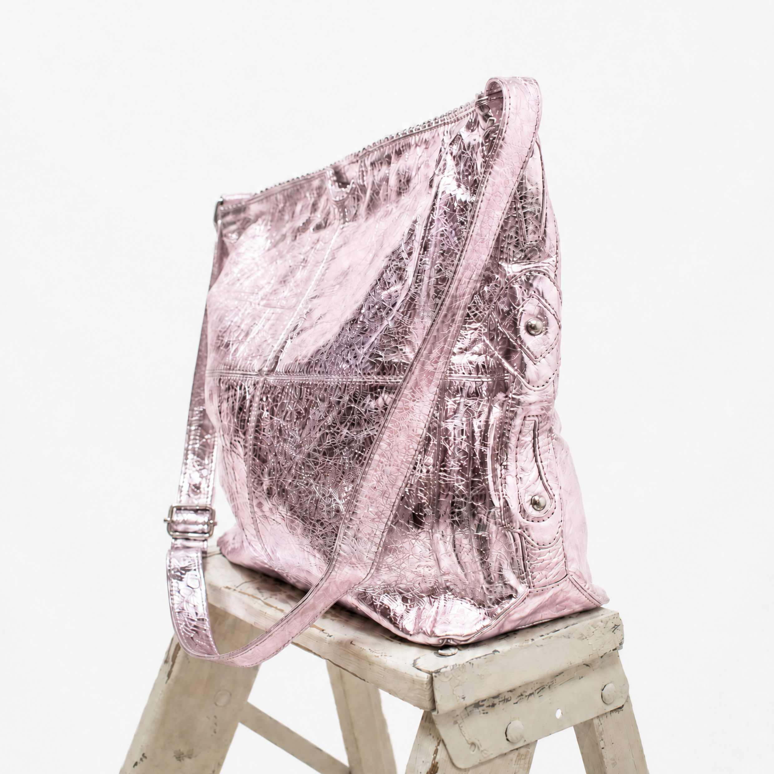 Shining Armor Tote in Pink