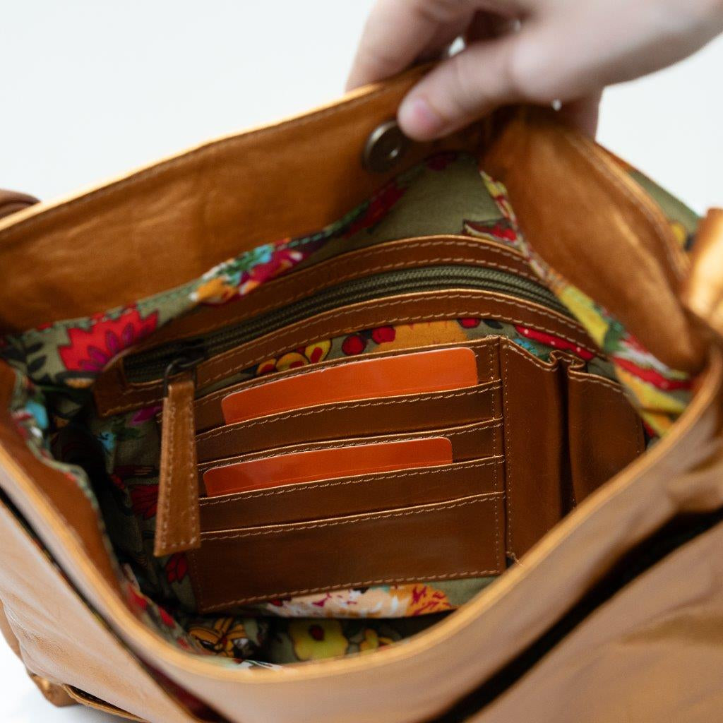 Regina Shoulderbag