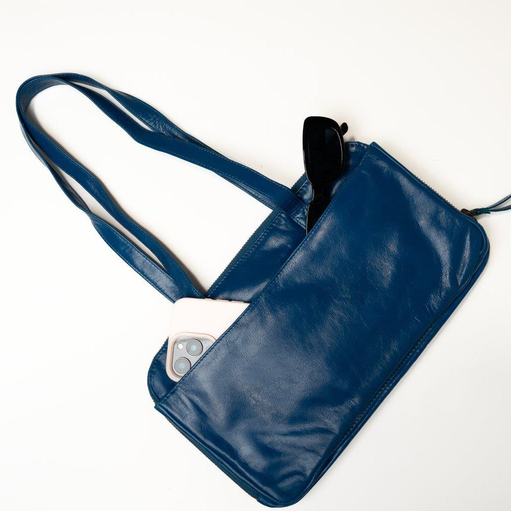 Gillian Leather Shoulderbag