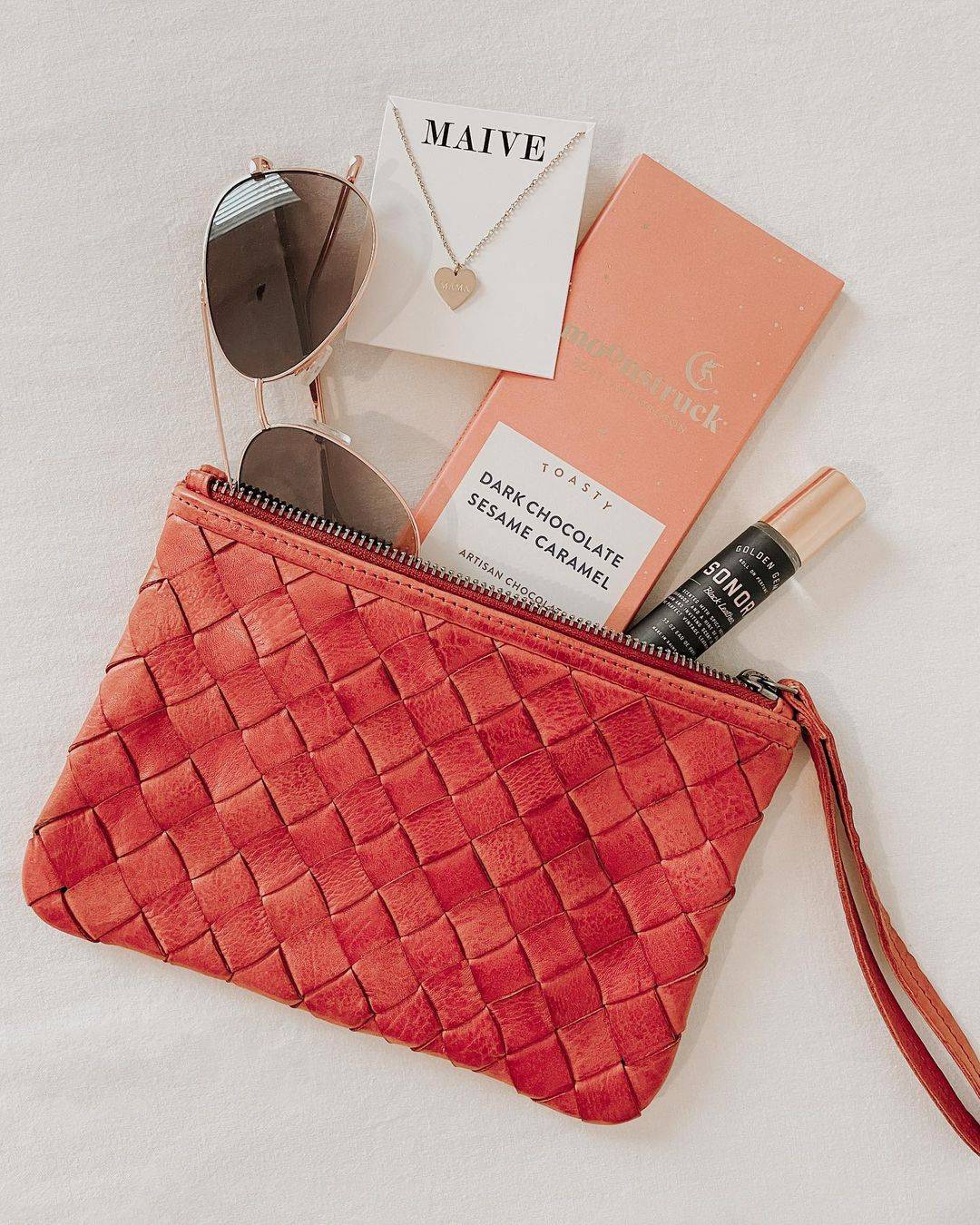 Date Night Chic: Handbags to Sweeten Your Valentine’s Day Date Night Look