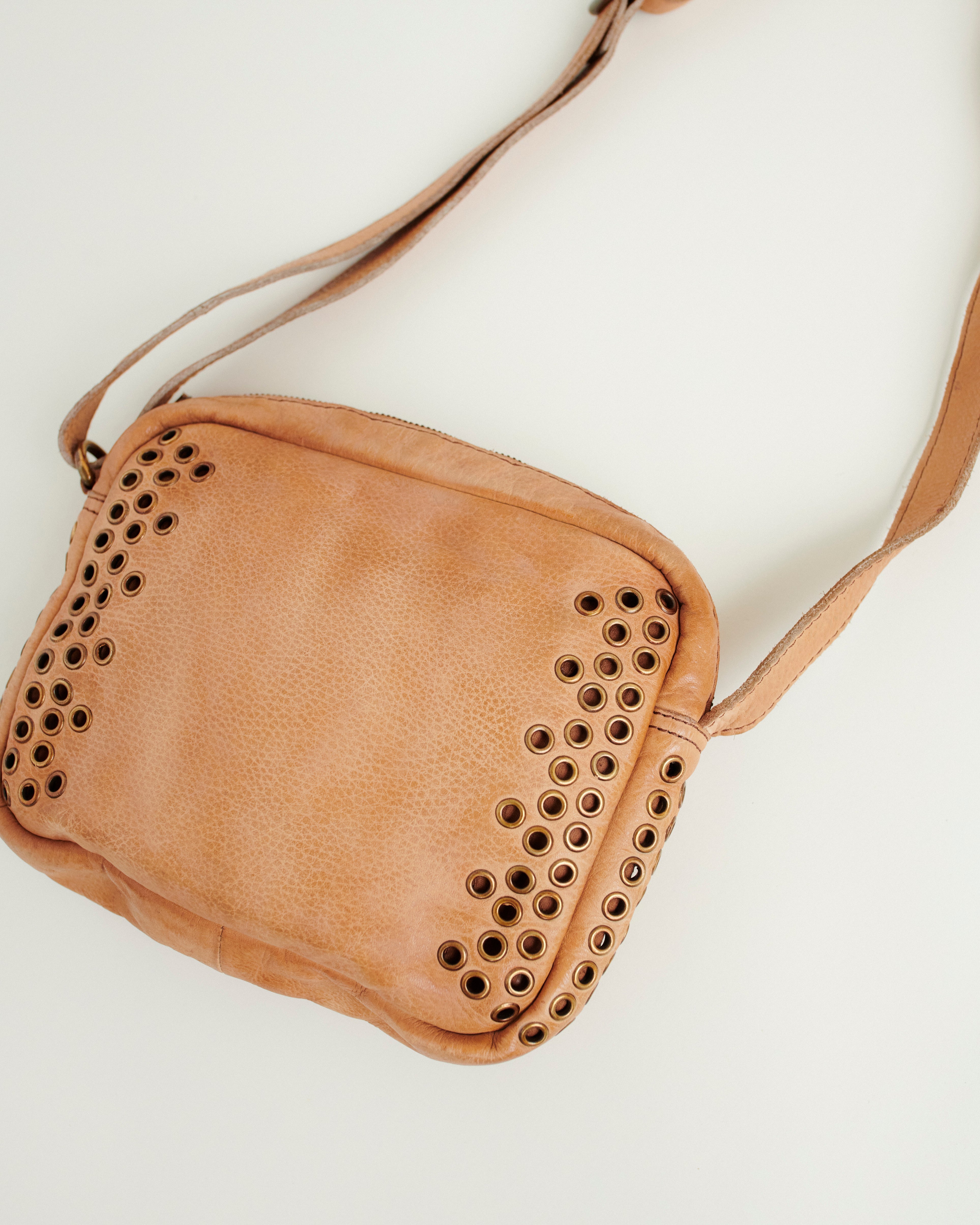 Tan full-grain leather crossbody bag – Latico Leathers