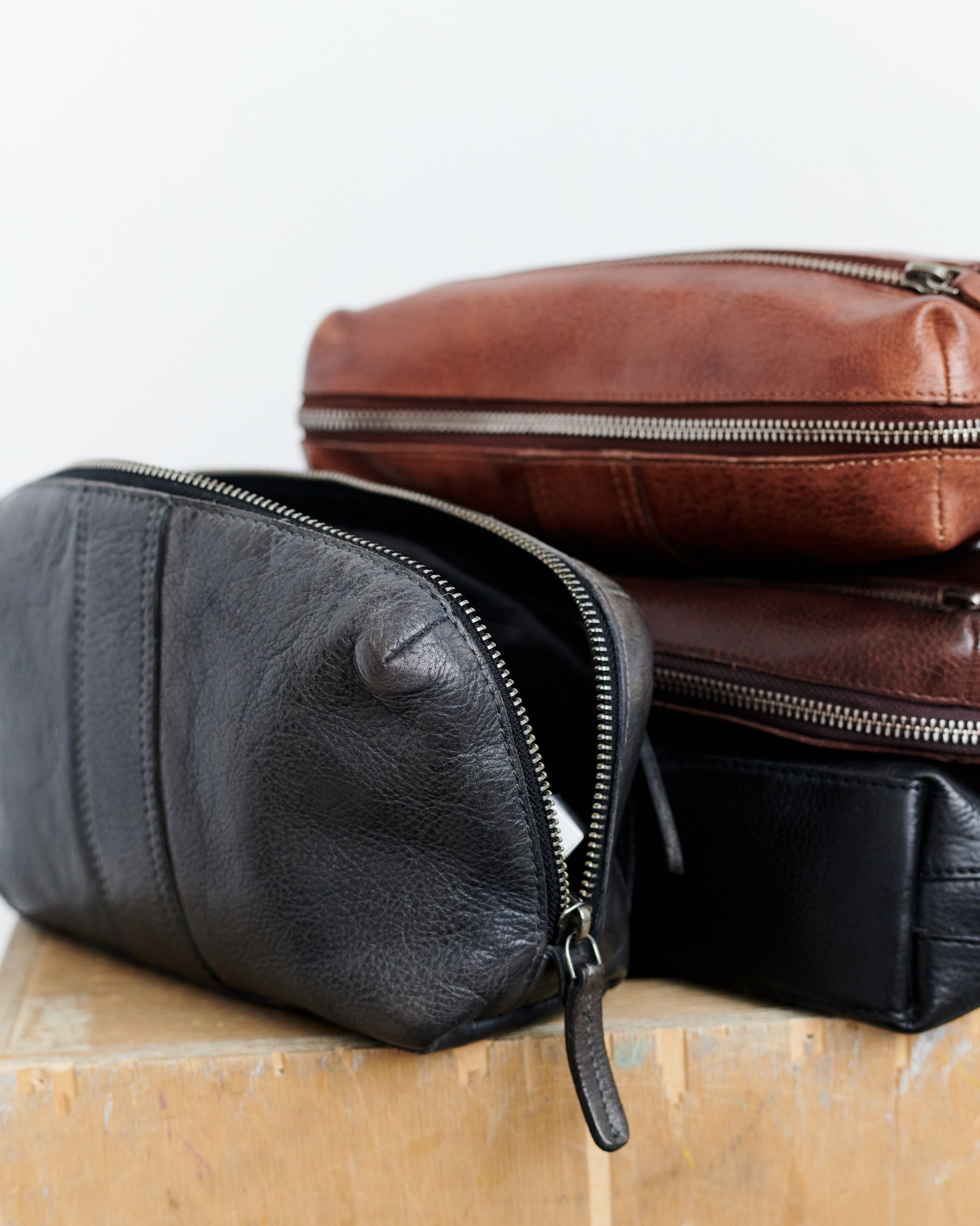 Men's Leather Goods, Bags, and Accessories – Latico Leathers