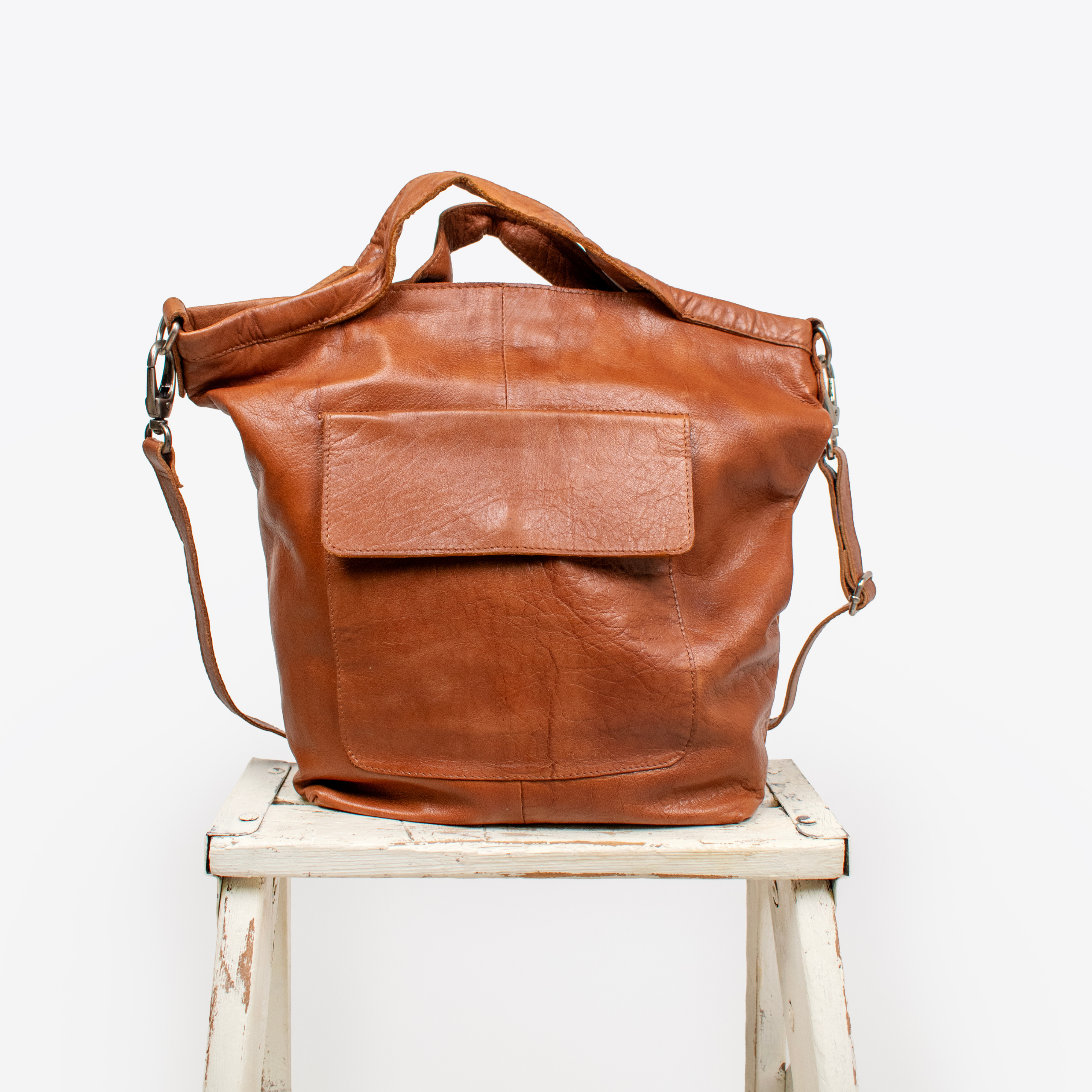 Devon Tote Bag in Tan