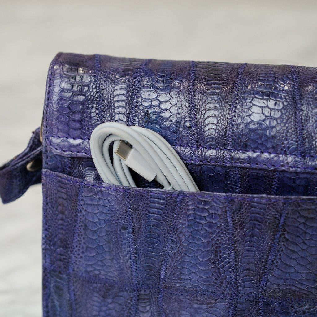 Kat Crossbody