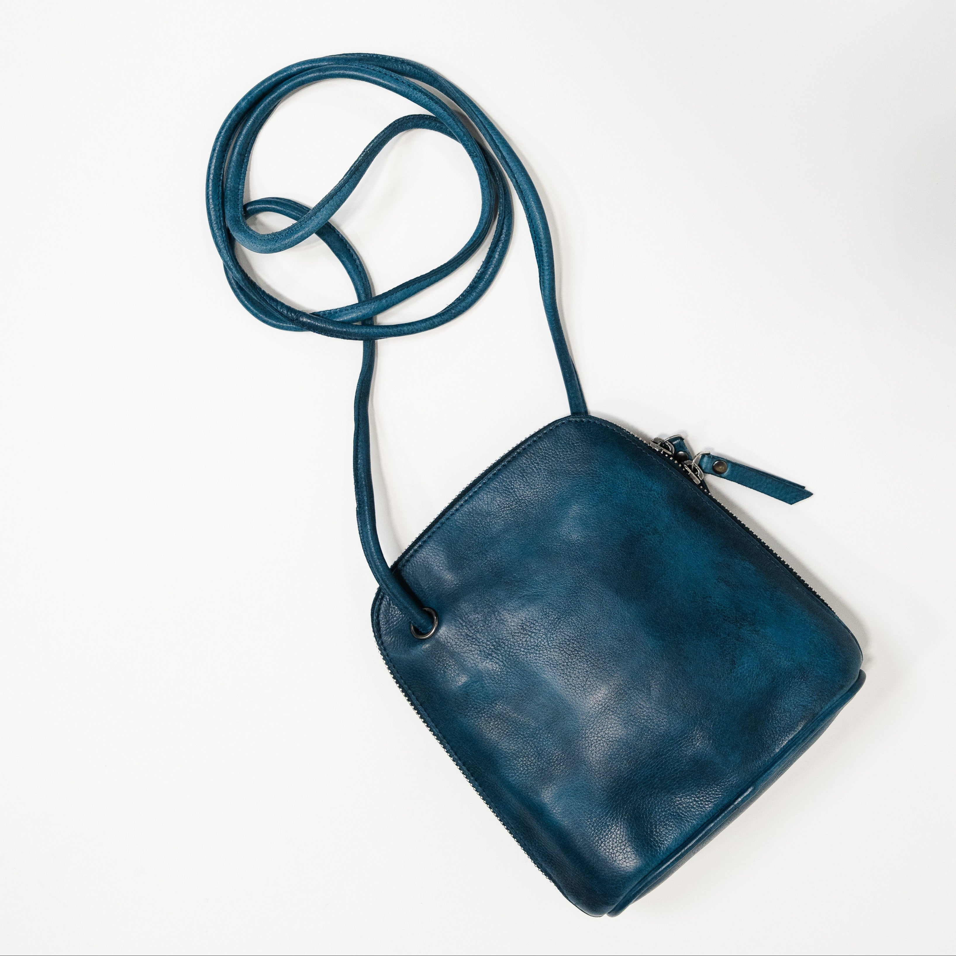 Buy the Lilly Leather Crossbody Bag | 100% Real Leather