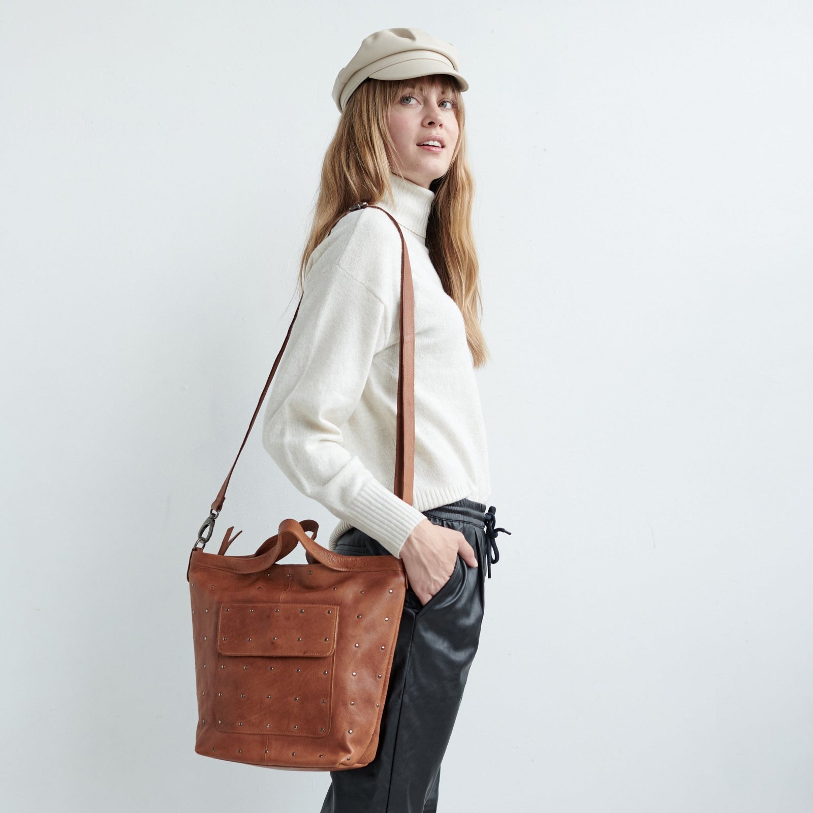 Jagger Tote Crossbody Latico Leathers